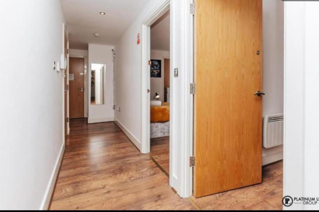 برمنغهام Sl Luxury 2 Bed Broad St Home المظهر الخارجي الصورة