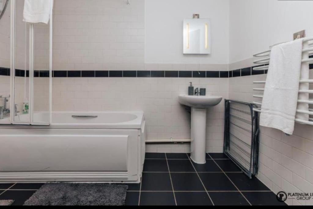 برمنغهام Sl Luxury 2 Bed Broad St Home المظهر الخارجي الصورة