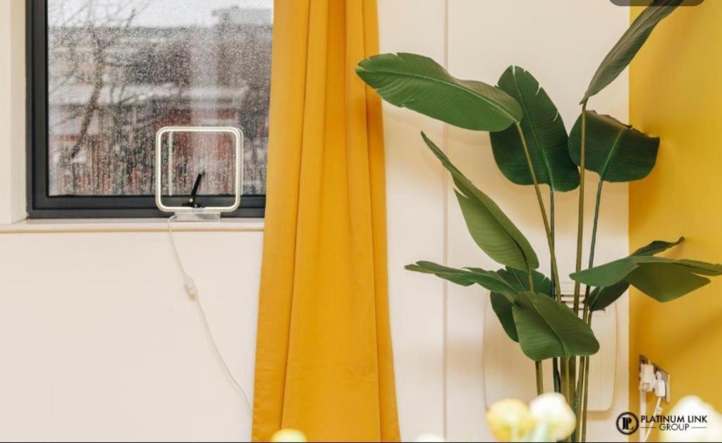 برمنغهام Sl Luxury 2 Bed Broad St Home المظهر الخارجي الصورة